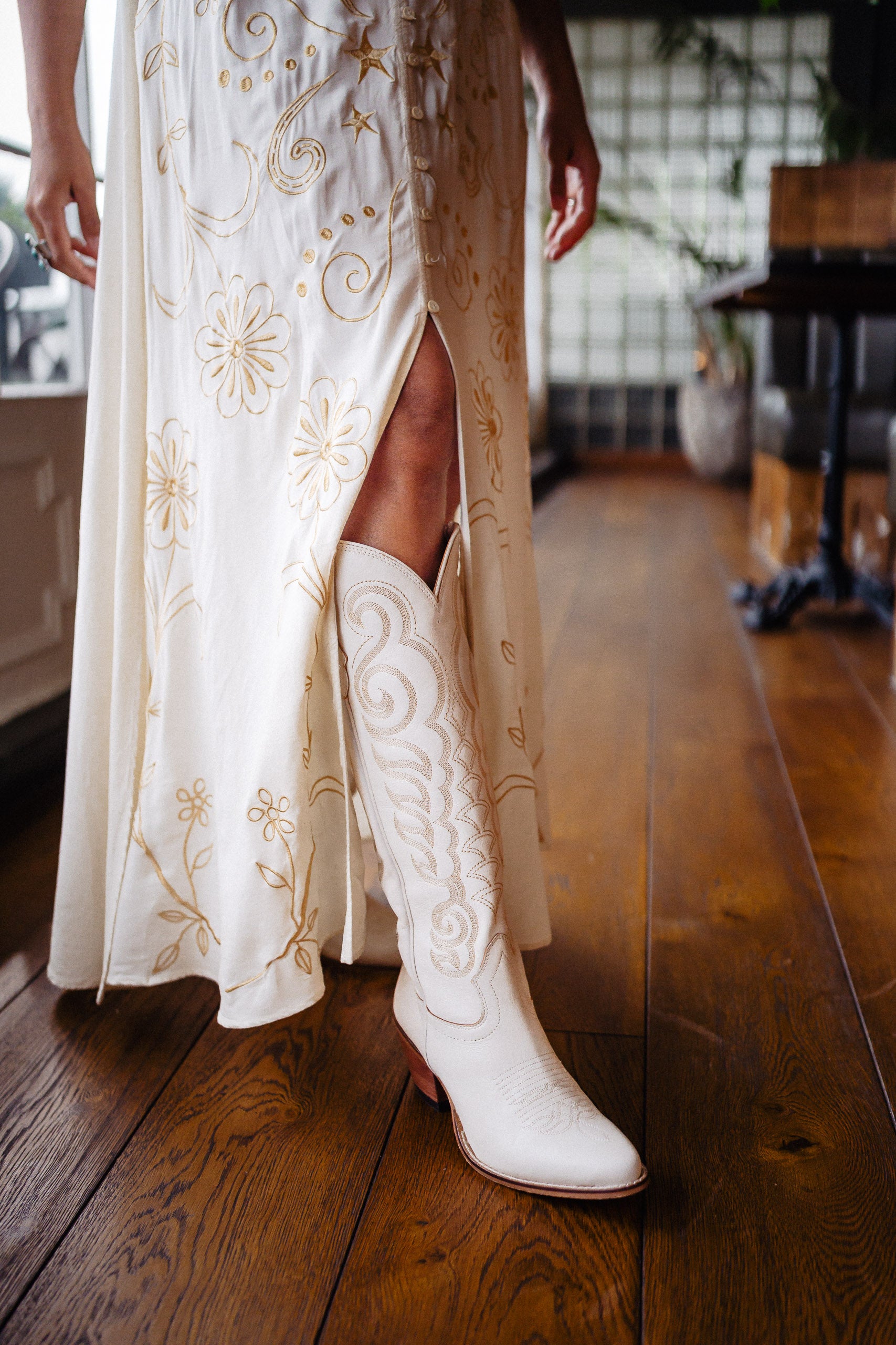 Tall Cream Cowgirl Boots