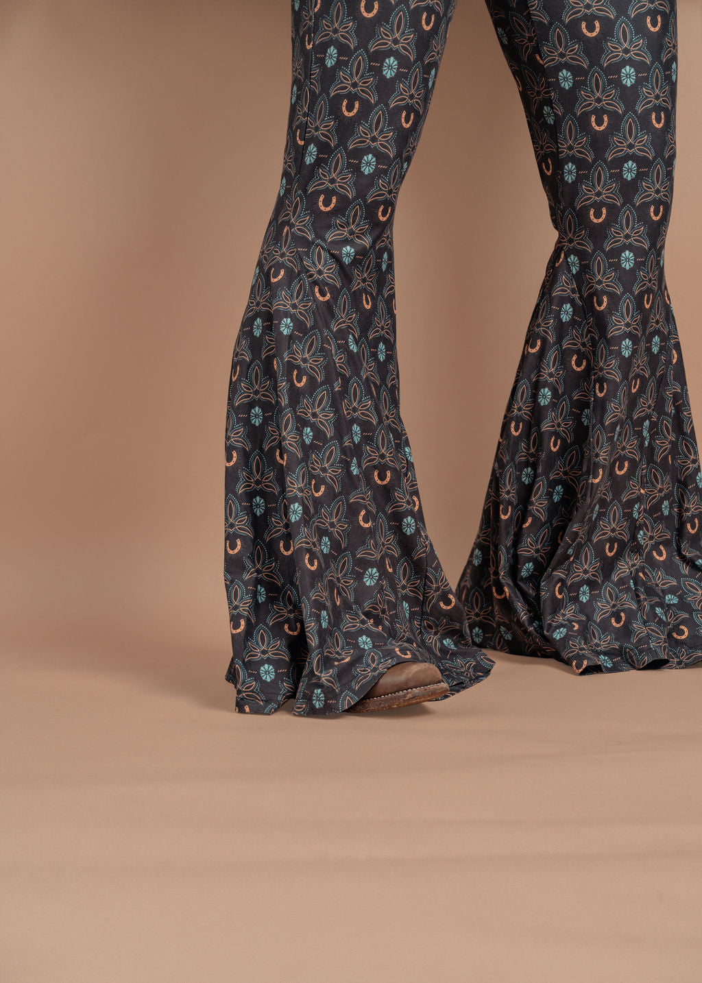 'Canyon Dancer' Stretch Flares