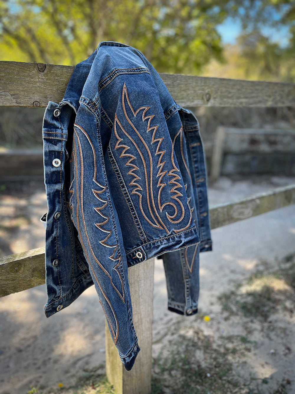 Boot Stitch Denim Jacket - Boho Buffalo Accessories