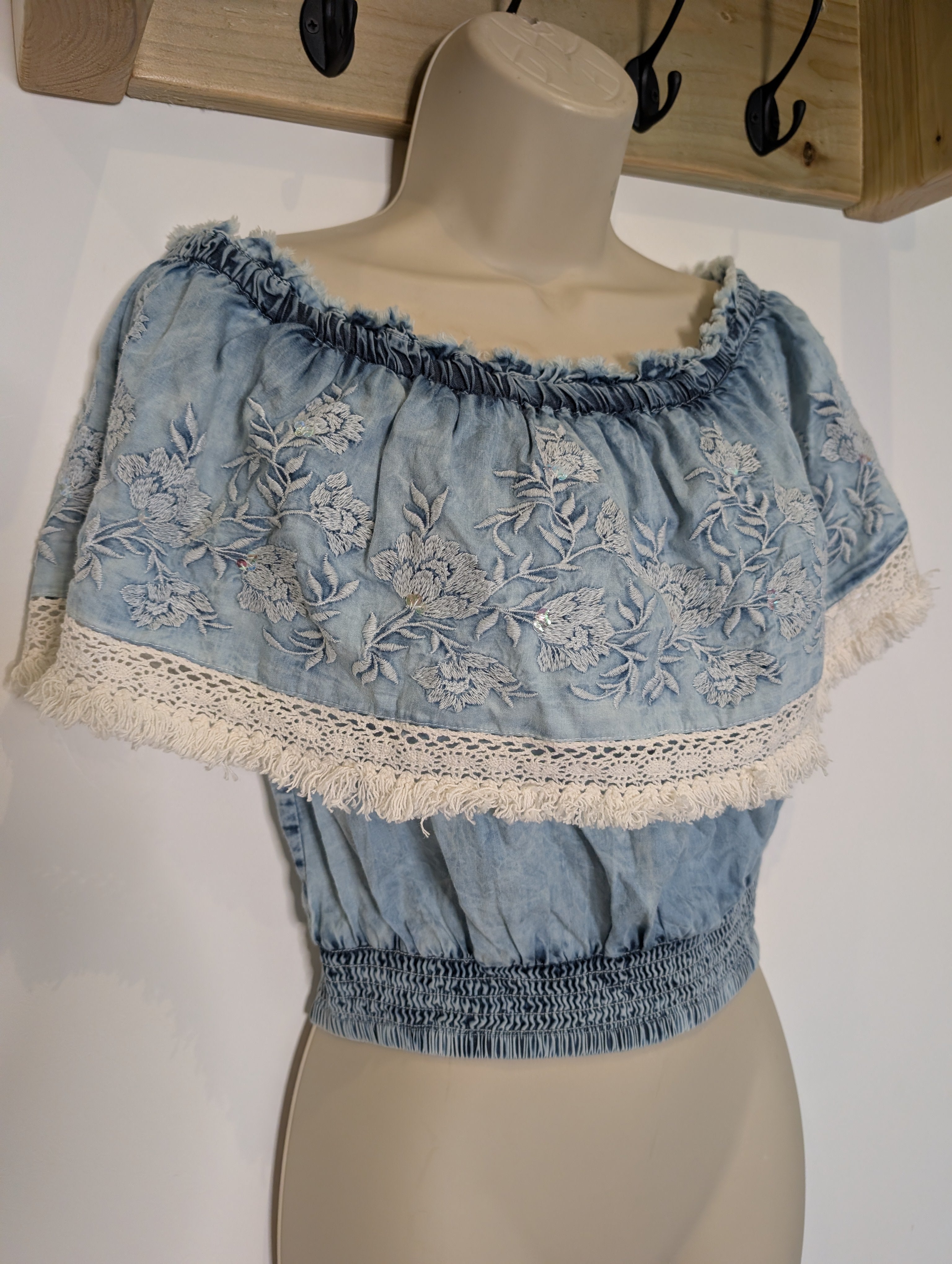 Boho Embroidered Crop Top S/M