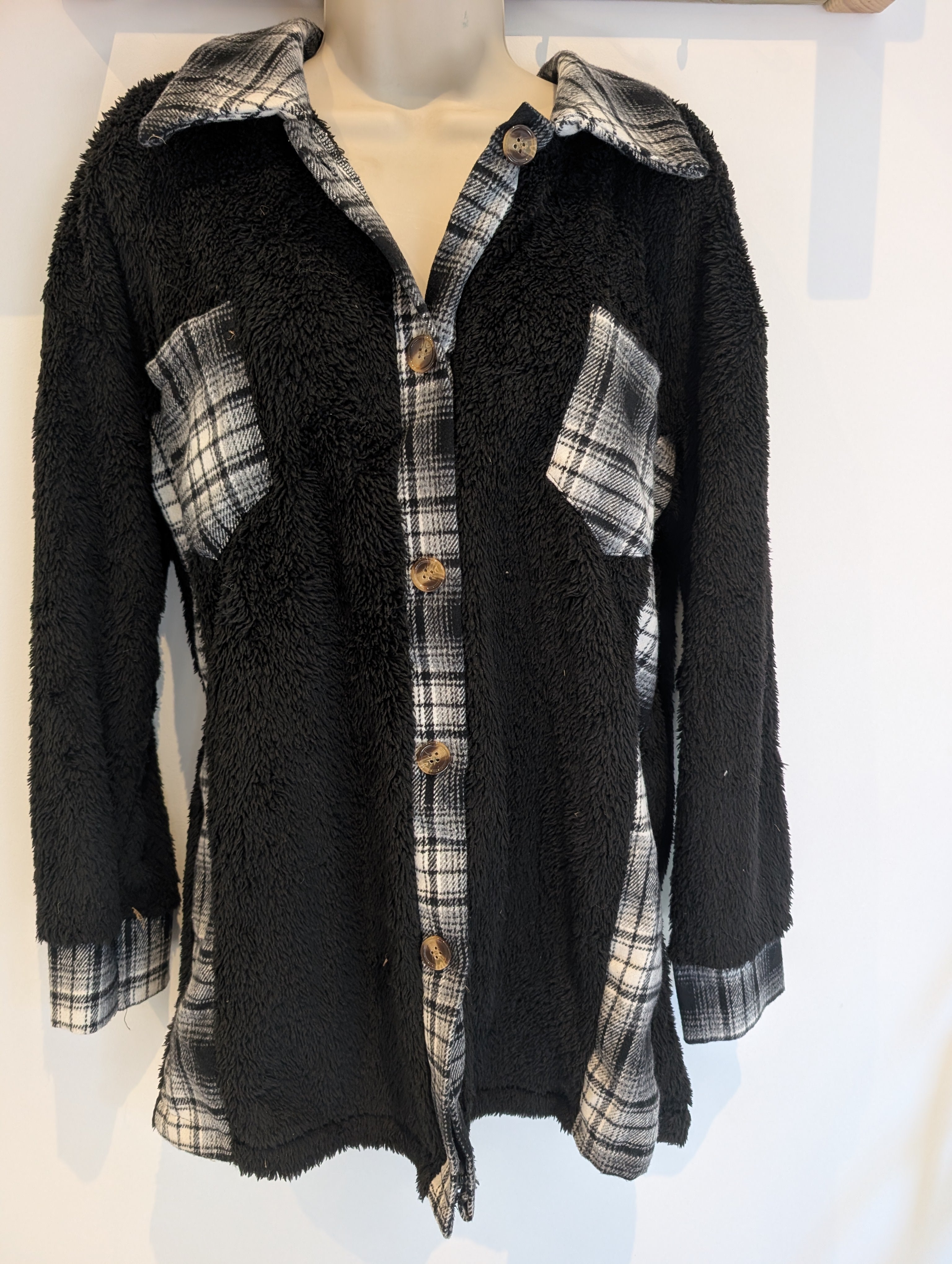 Black Plaid Soft Shacket M