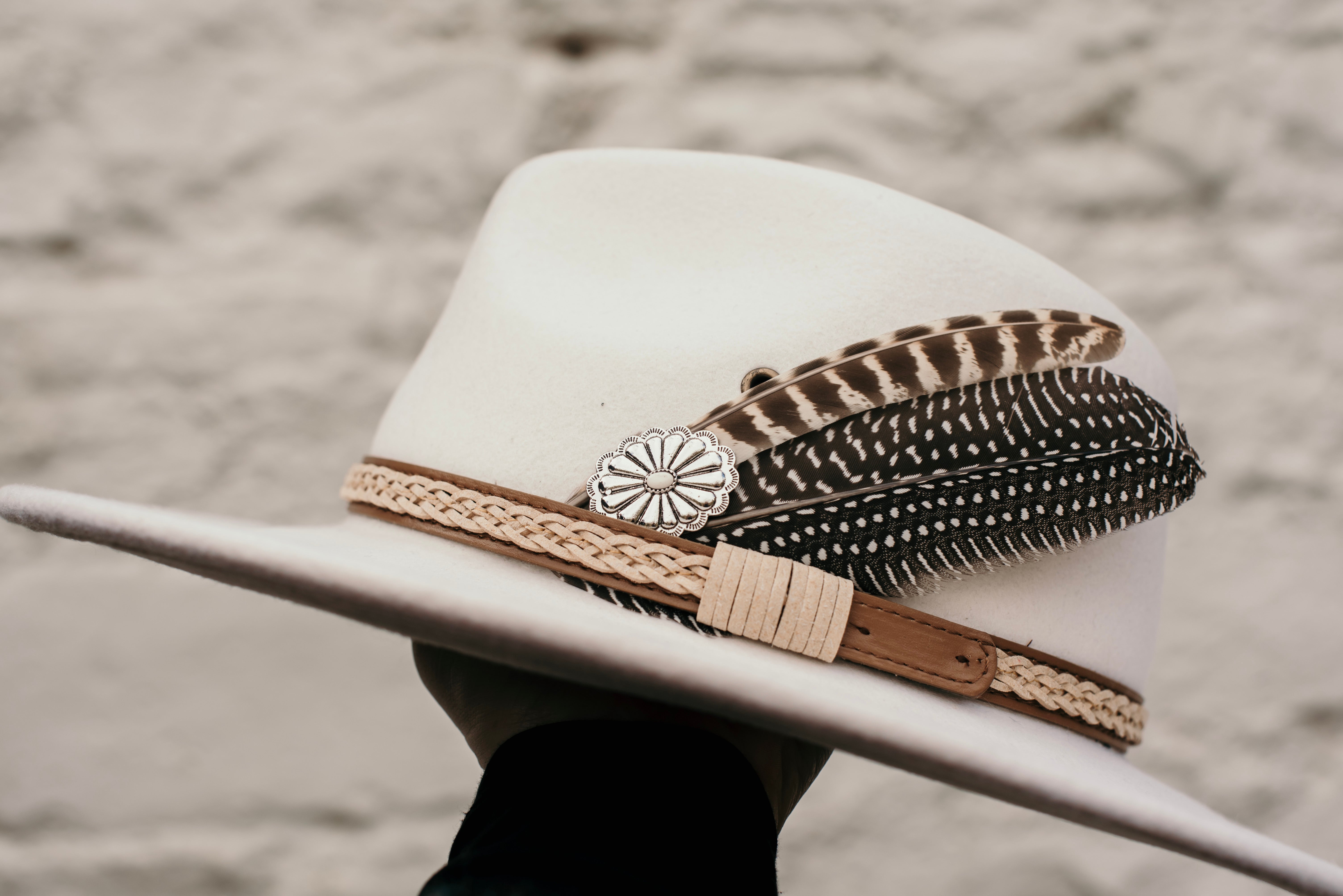 White Spotted Feather Western Hat - Main Image