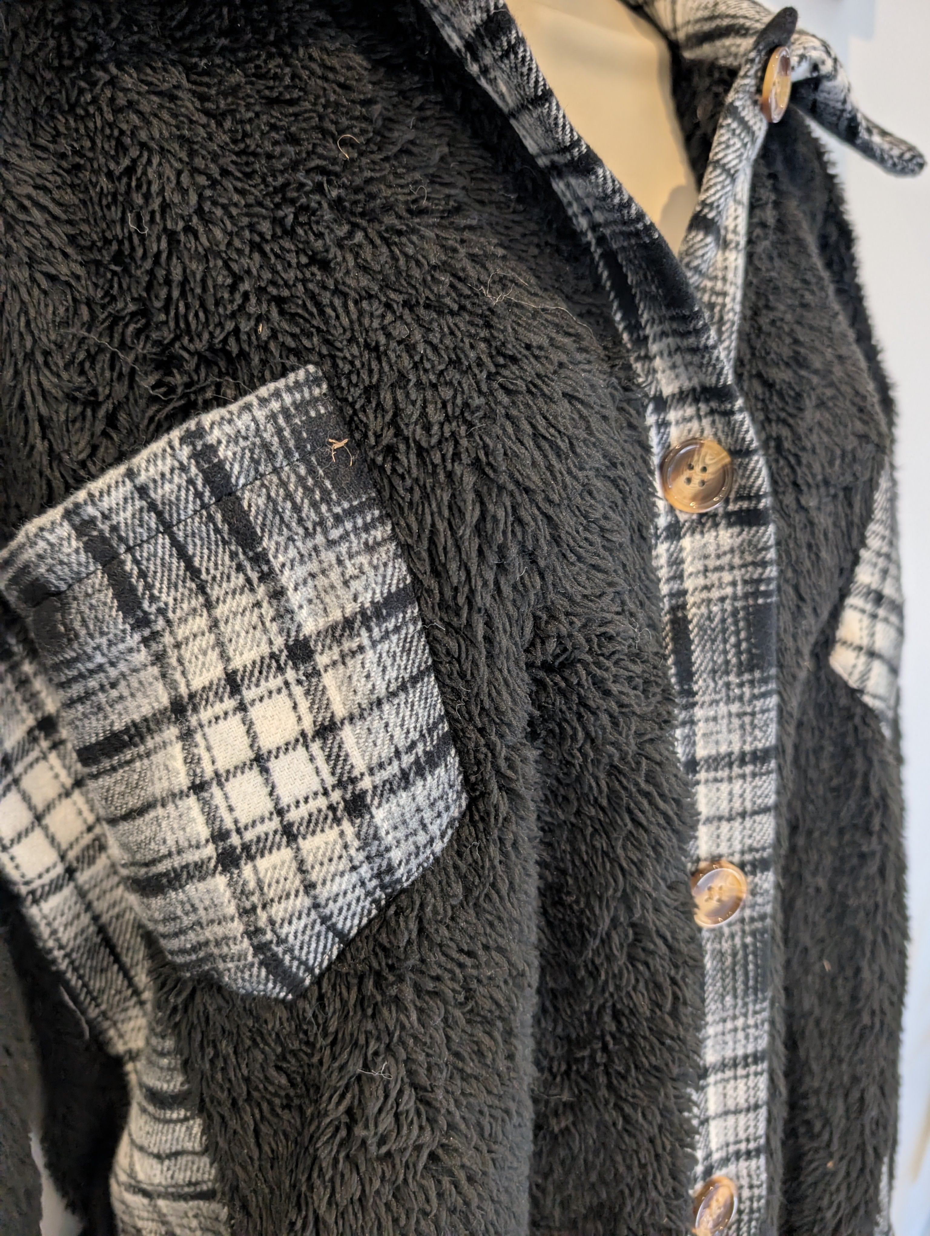 Black Plaid Soft Shacket M
