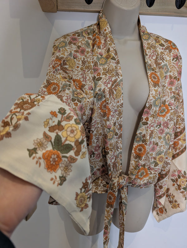 Golden Kimono M