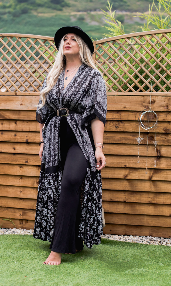Black & White Maxi Kimono - Boho Buffalo Accessories