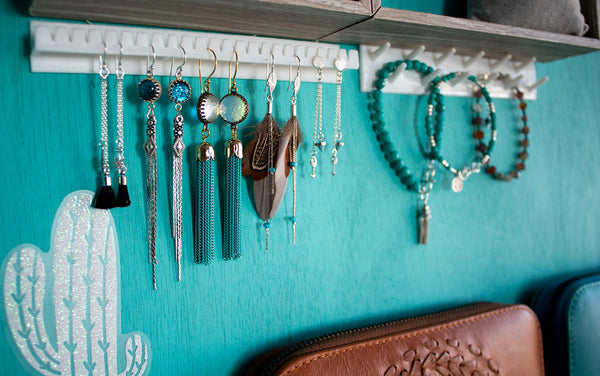How to Creatively Display your Fashion Accessories