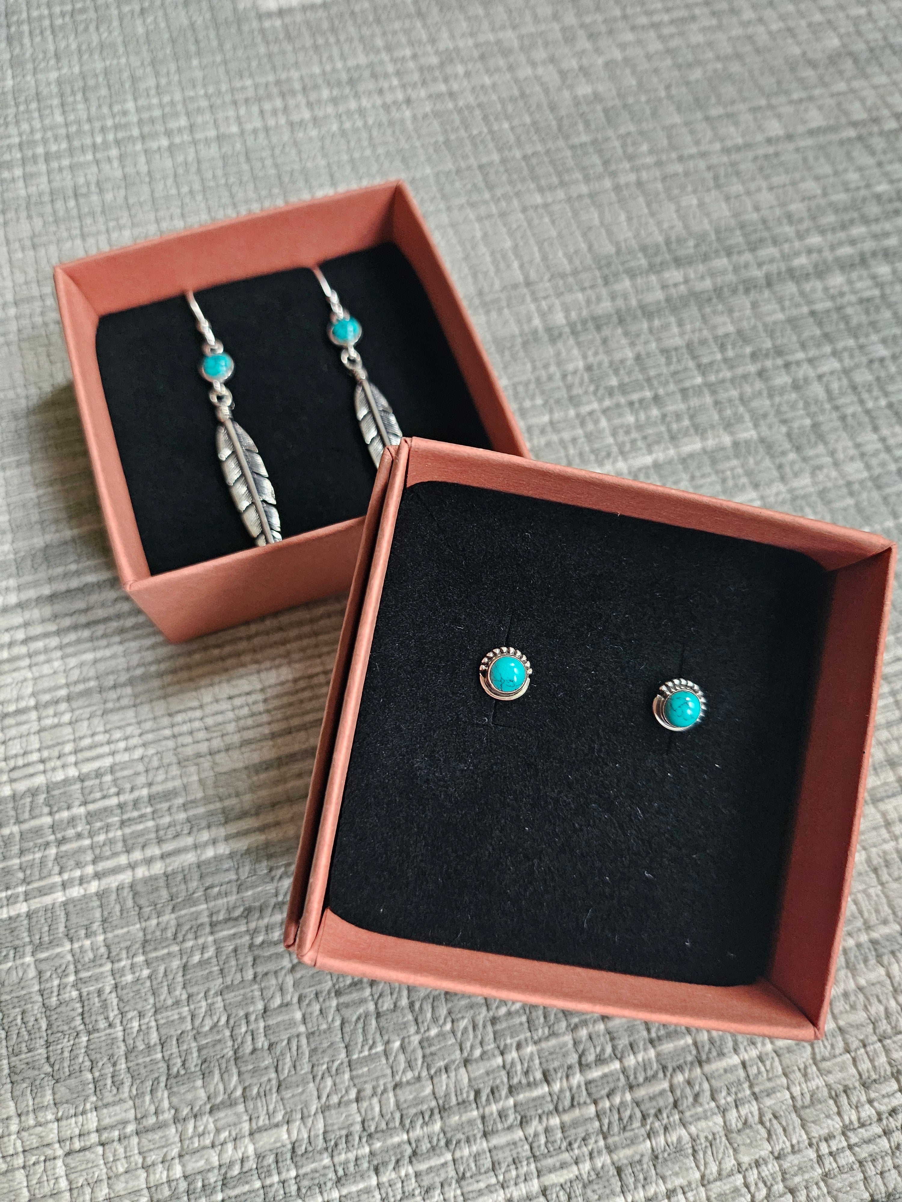 Framed RoundTurquoise Studs