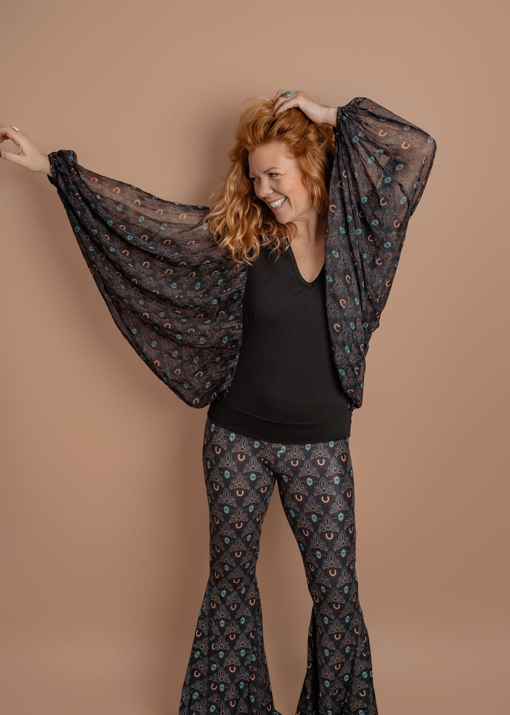 'Canyon Dancer' Balloon Sleeve Blouse