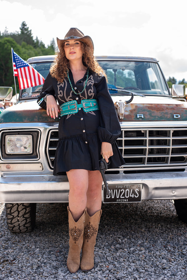 Black western dress M