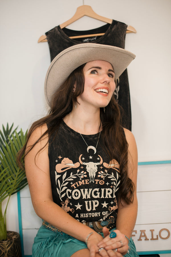 Time to Cowgirl Vest in Mineral Wash Black