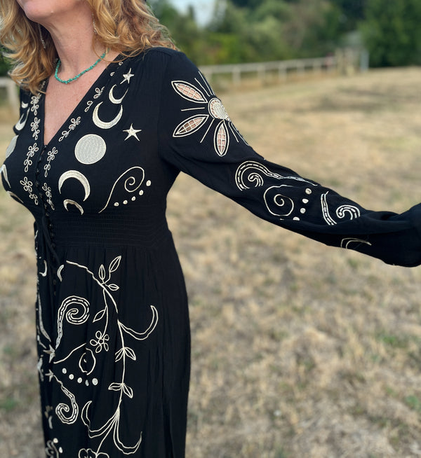 PRE ORDER (Sep 5th) Cosmic Gold & Black Maxi Dress