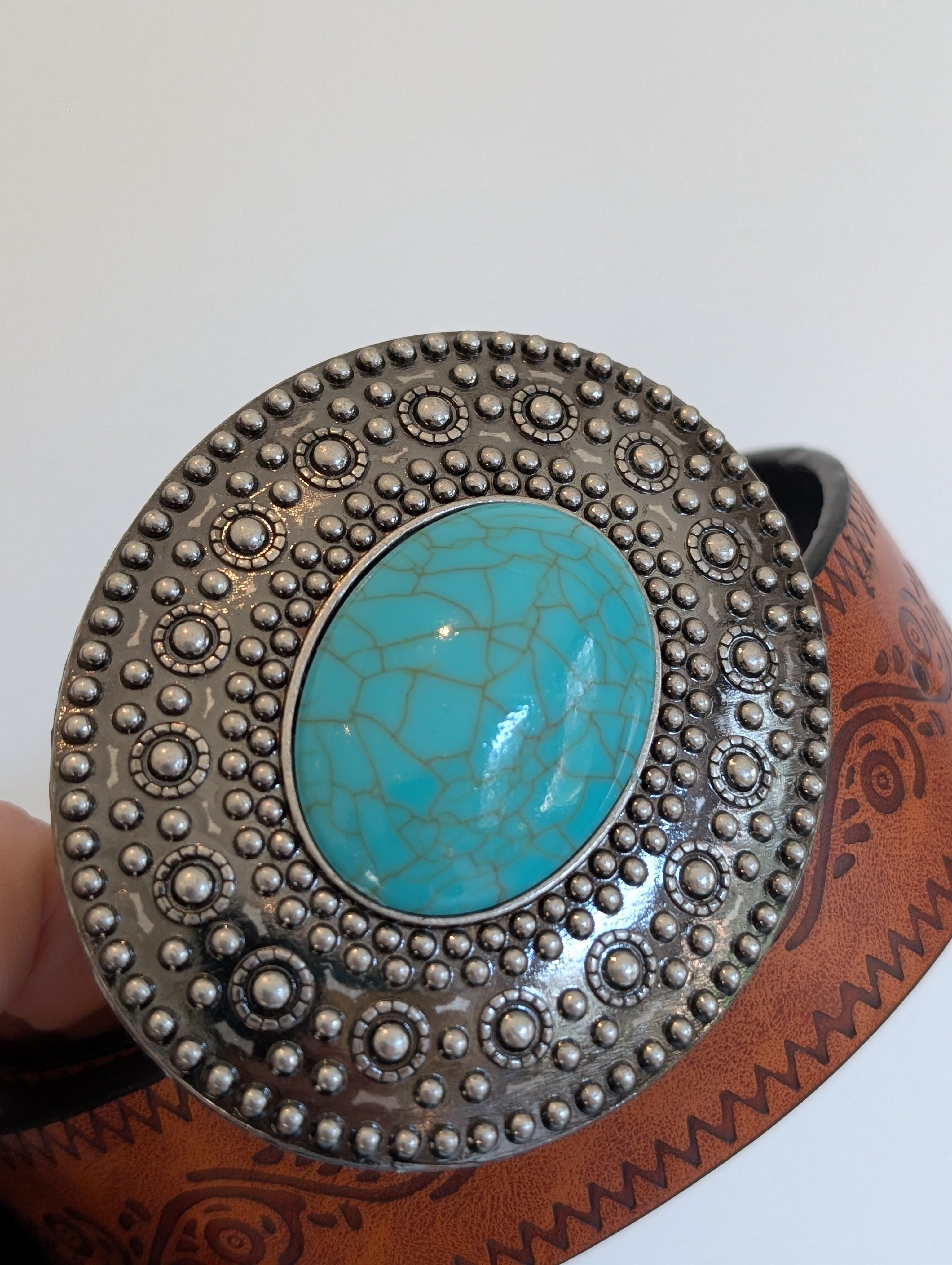 Turquoise Oval Buckle Belt (Tan)