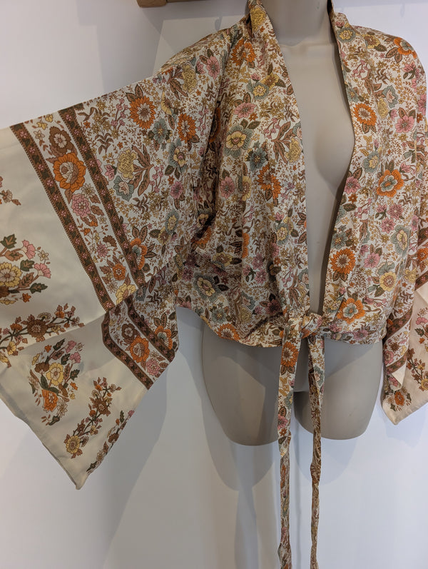 Golden Kimono M