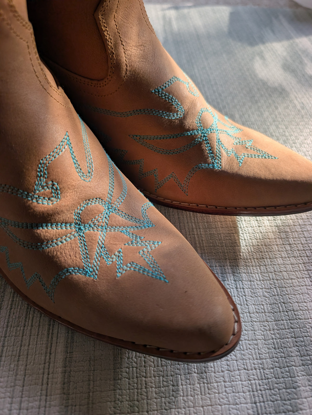 BB Exclusive Cowgirl Boots UK7