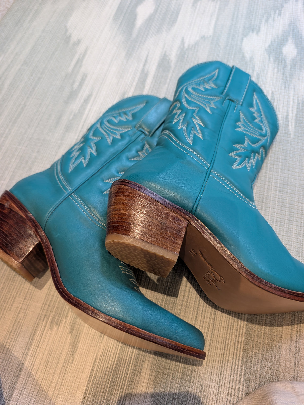 Turquoise 3/4 Length Cowgirl Boots (Size 4)