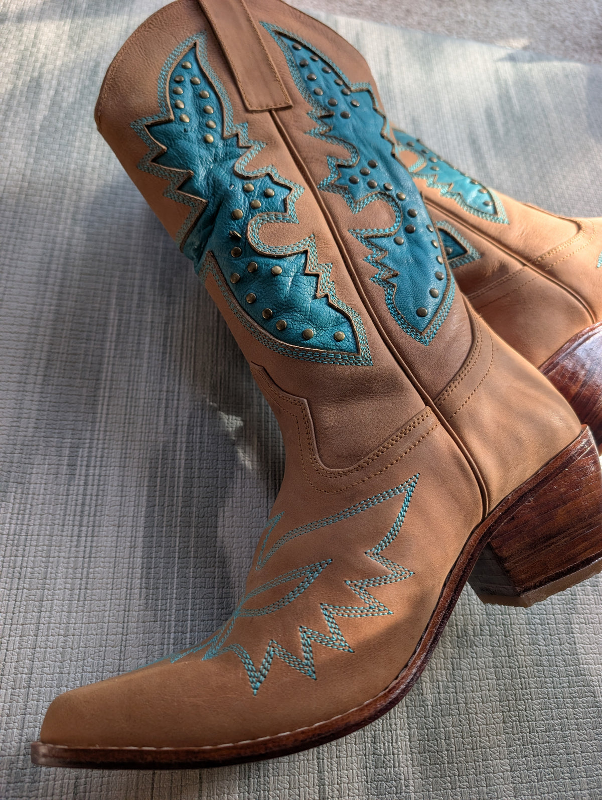 BB Exclusive Cowgirl Boots UK7