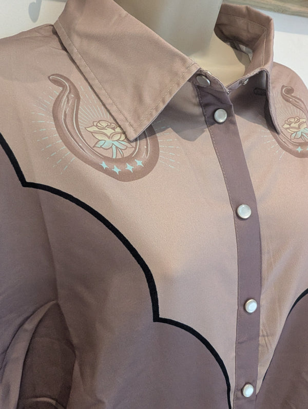 Western Theme Shirt M