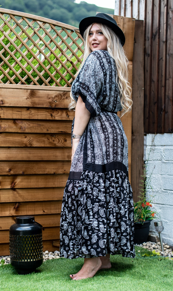 Black & White Maxi Kimono